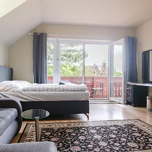 Apartment Exquisite Shared - Your Private In This Beautiful, Wien